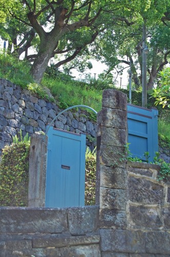 Puerta de la Residencia No. 13 en Higashiyamate, Cuesta de los Holandeses (Nagasaki)