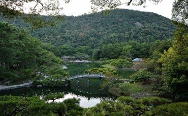 Le jardin Risturin à Takamatsu dans la préfecture de Kagawa au Japon