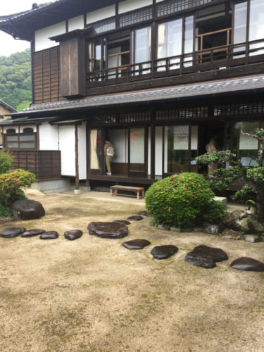 Centre Communal et Touristique de Saiki, un bâtiment traditionnel