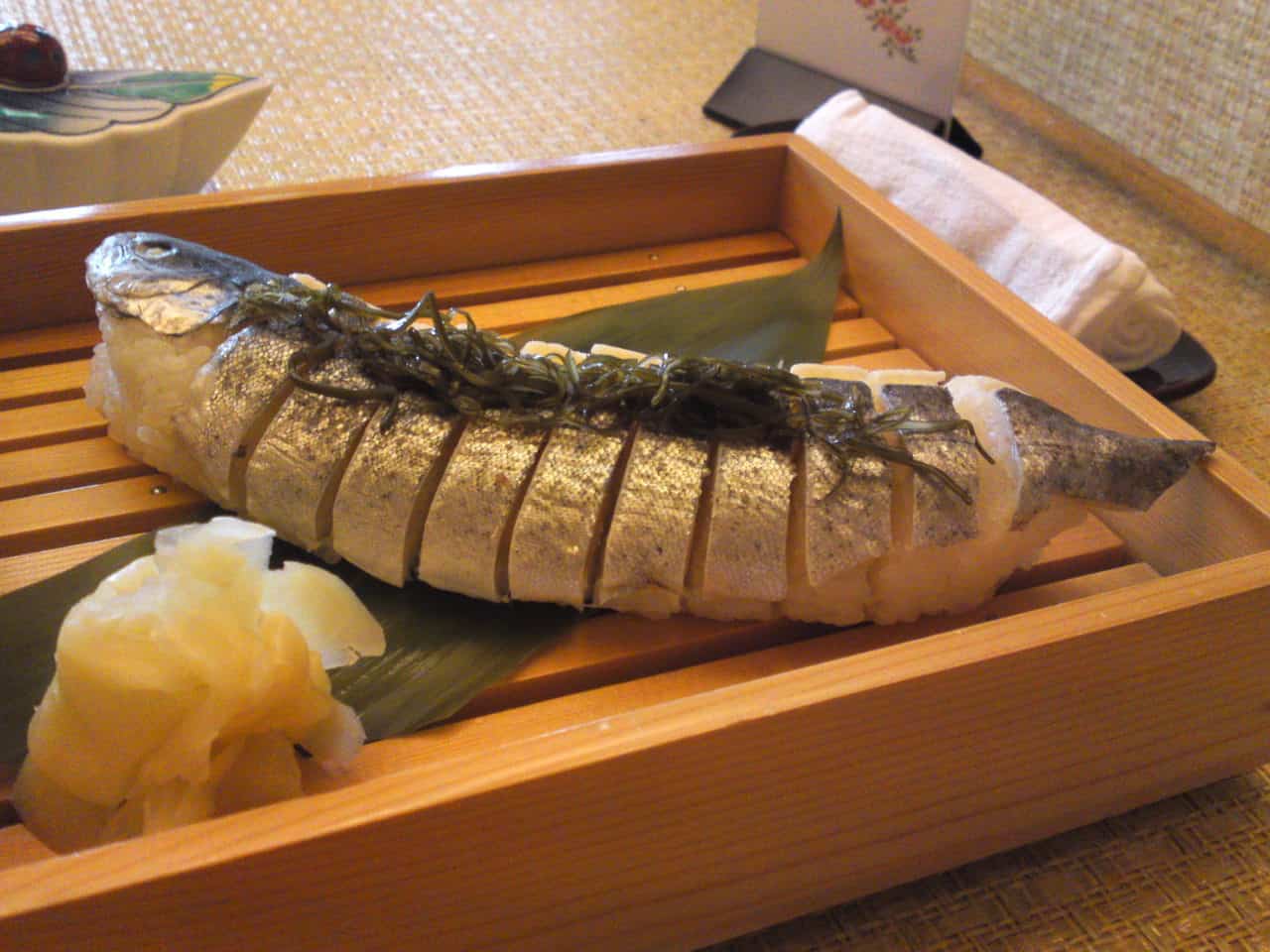 “Aji/Horse Mackerel” bogata sushi