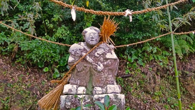 Tano Kansa - Tano Kansa statue, but a peasant.
