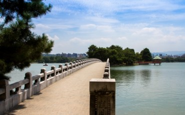 park,nature,kyushu,fukuoka,ohori,fireworks,peaceful,lake