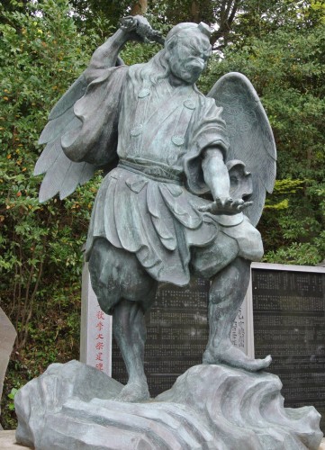 Tengu status in Mt. Takao