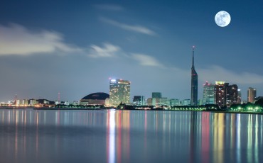 seaside,waterfront,Fukuoka,Momochi,dome,tower,bay