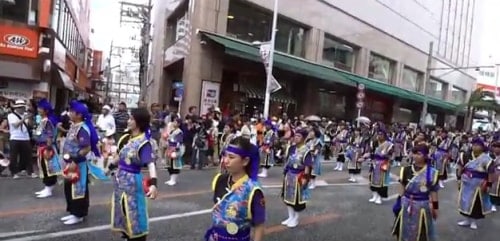Okinawa: Eisa dancers line up to perform eisa dancing