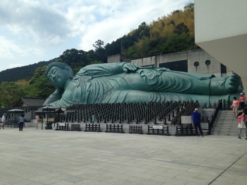 Nagasaki's reclining buddha at Nanzoin Temple