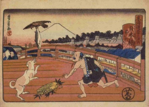 During the Edo period, there was a fish market by the Nihonbashi Bridge, the starting point of the Tōkaidō road. The Edo people’s favorite local fish was bonito. A kite is stealing a man’s bonito. Artist: Utagawa Yoshikazu.