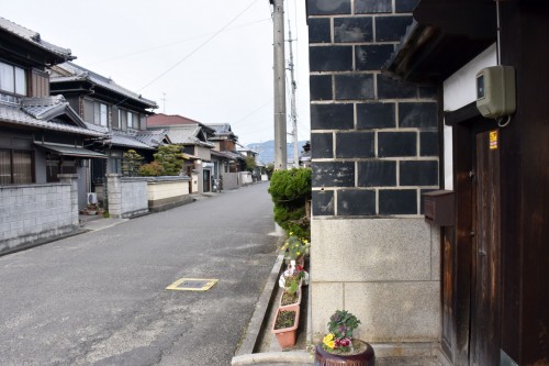 Fukuoka had plenty of hiding places between the houses in case enemies came