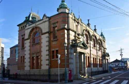 karatsu former bank building