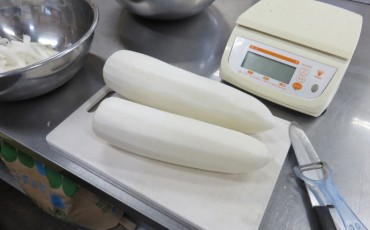 peeled daikon
