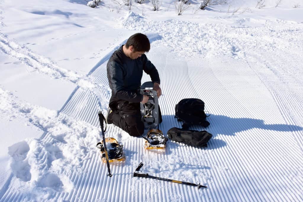 guided snowshoe-trek