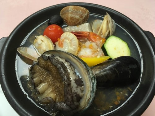 I requested a meat free meal, and was pleasantly surprised by the variety of foods prepared for my Kaiseiki style dinner. 