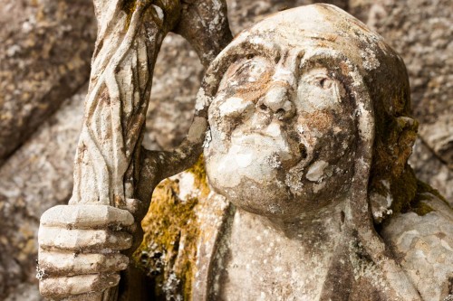 Todosan Manpukuji temple is famous for Showa Rakan, made me feel overwhelmed by the variety, and beauty of the statues strewn across the mountainside.