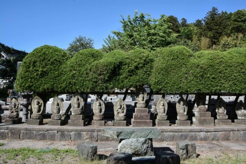 Chorakuji Temple Courtyard