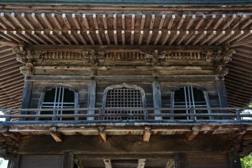 Traditional Wooden Temple in Murakami