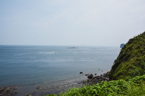 the Suginohara Farm faces the Genkai sea in Karatsu city.