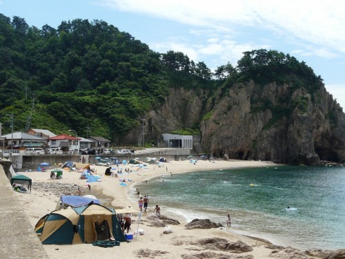 Sasagawa beach, a stunning coastline in Niigata prefecture, Japan.