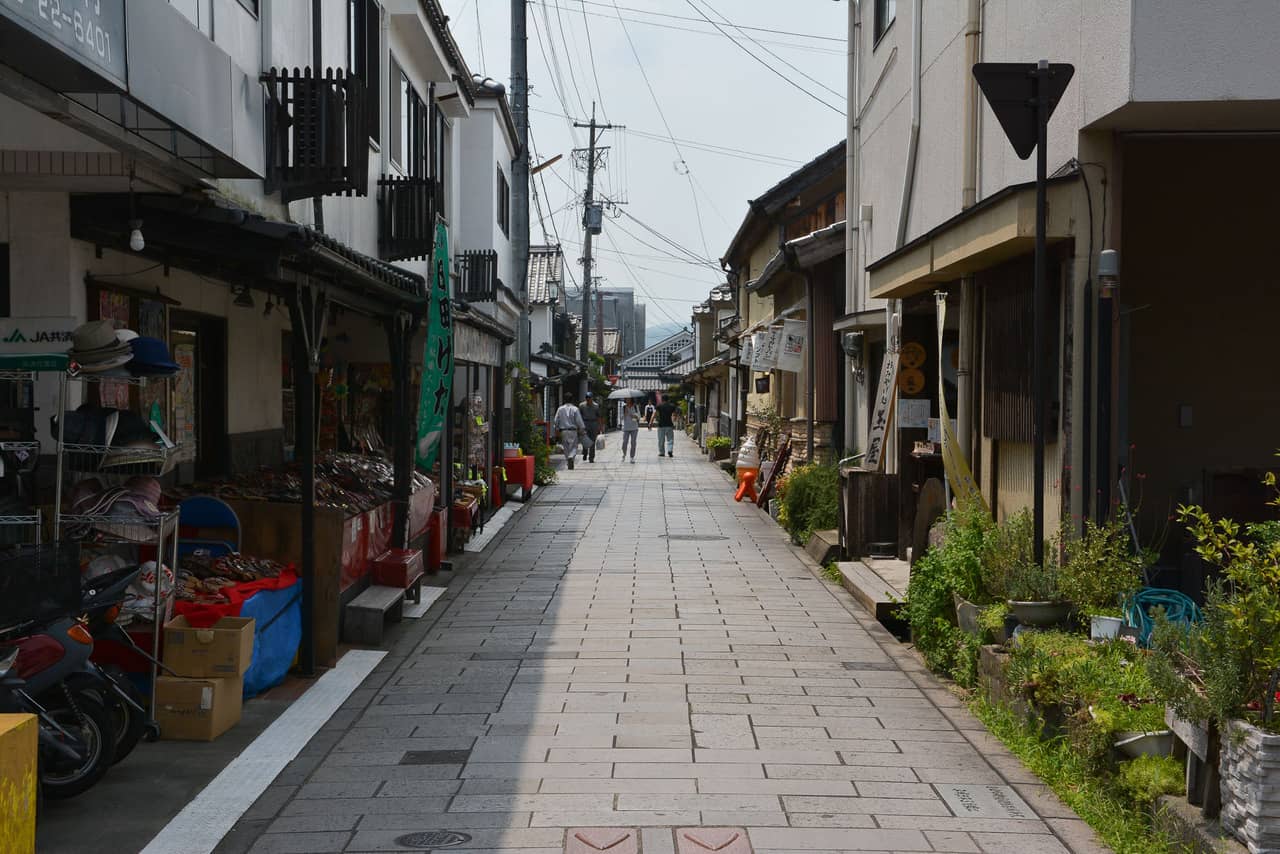 A side street in Mameda, in Oita Prefecture