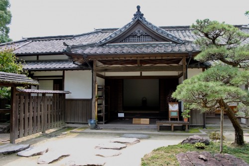 Entrance to Nomi-tei.Kitsuki is a castle town in the Oita Prefecture, Kyushu.