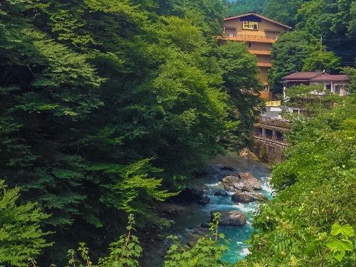 Canoeing in Shima river full of natures and have outdoor activities in Gunma prefecture.