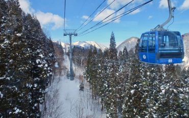 Enjoy Skiing at Kagura, A Ski Resort Surrounded by Nature Right Near Naeba