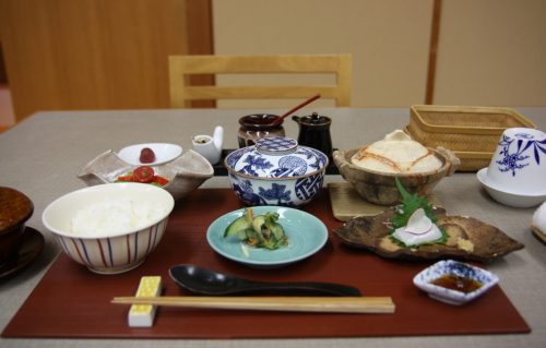 Yumeya Ryokan Traditional Accommodation Local Cuisine Iwamuro Onsen Niigata Prefecture