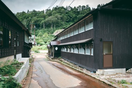 Hiking around hot springs at Yuzawa, Tohoku region