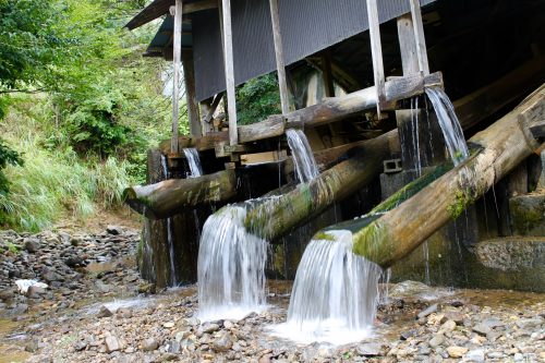 Walking around the Ontayaki Pottery Village in Oita, Kyushu