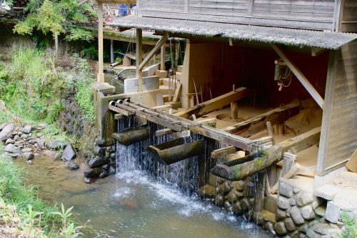 Walking around the Ontayaki Pottery Village in Oita, Kyushu