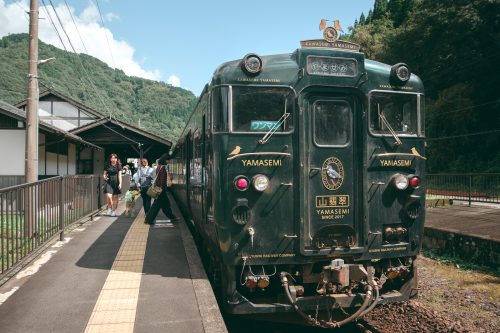 Kawasemi Yamasemi train line, Kumamoto Prefecture, Kyushu, Japan