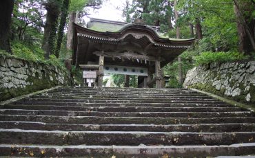 Mt. Daisen Temple and Ogamiyama Shrine, Hiking Heritage Tottori Prefecture Sanin Area
