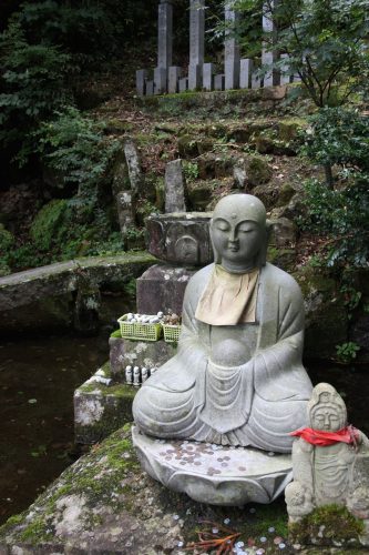 Mt Daisen, a sacred volcano shaped like Mt Fuji, is a mountain with an important religious history and heritage.