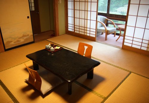 Spending the night in a shukubo (buddhist temple) on Mt Daisen