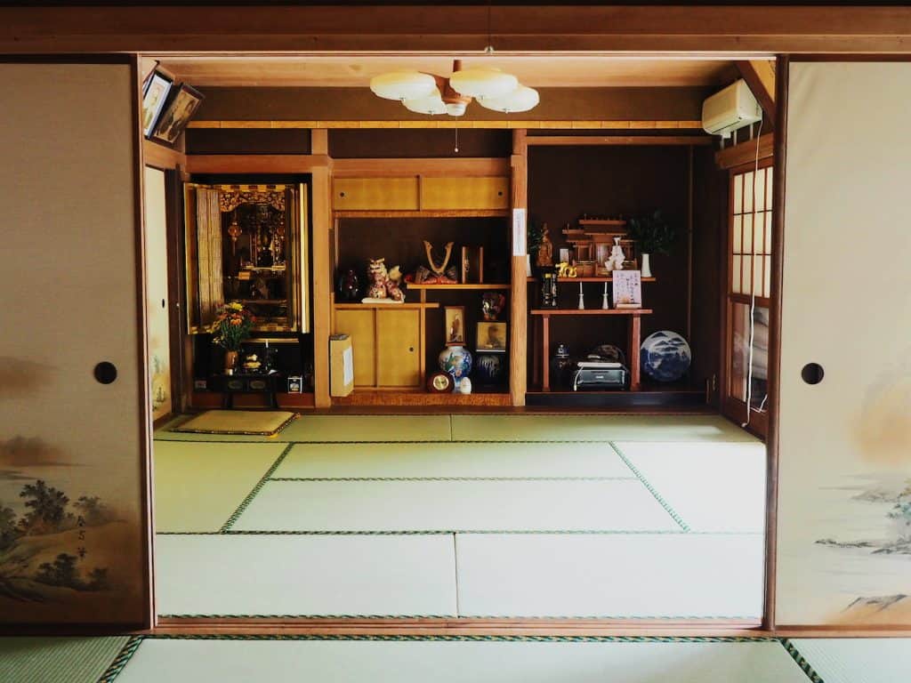 interior of traditional Japanese home with tatami mats and tokonoma
