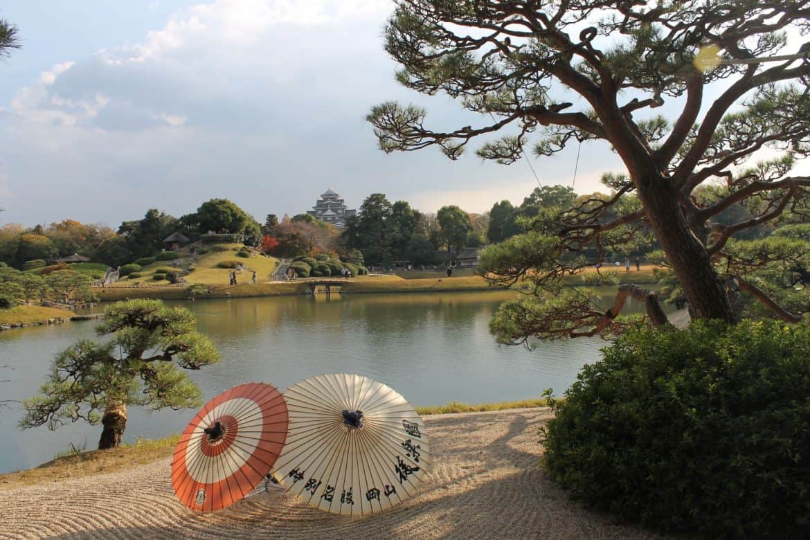 Discover Korakuen, One of Japan's Best Gardens, and Okayama Castle ...