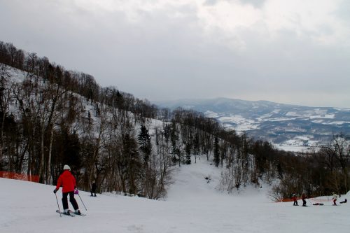 Kamui Ski Links Asahikawa Deep Powder Snow Alpine Skiing Hokkaido