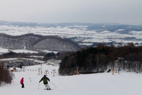 Kamui Ski Links Asahikawa Deep Powder Snow Alpine Skiing Hokkaido