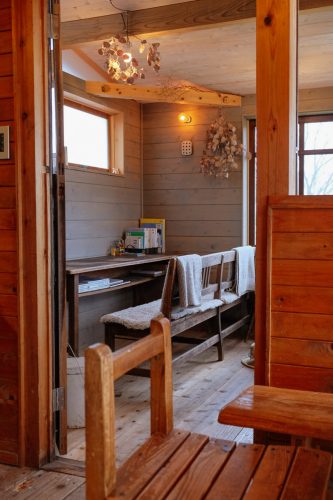 The rustic interior of Mametake, a cafe in Oita.