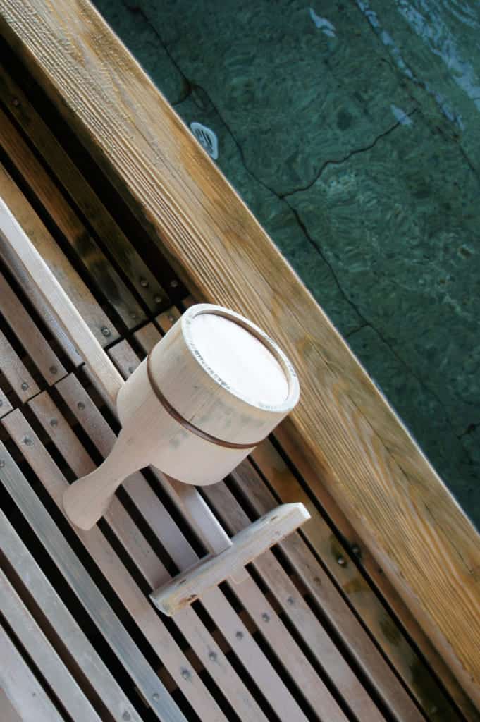 Wooden implements for the private hot spring bath