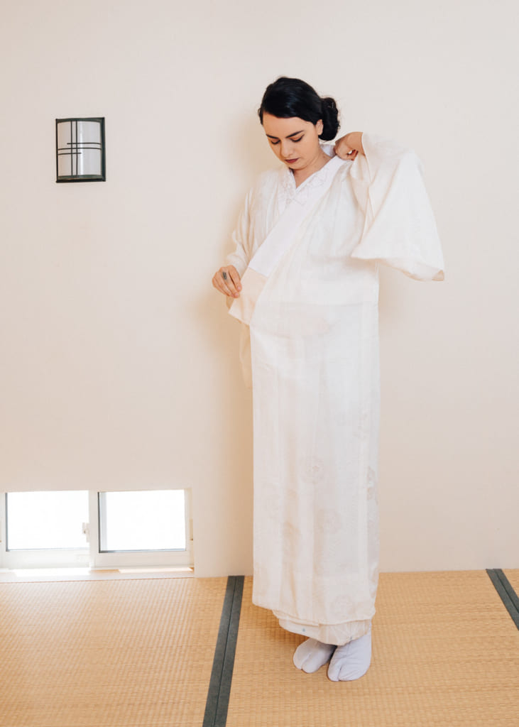A275 Long Kimono Robe Japanese Women/'s Traditional Juban White Lace Sheer Thin Floral Inner Under Wear Kimono Dress Yukata Kimono