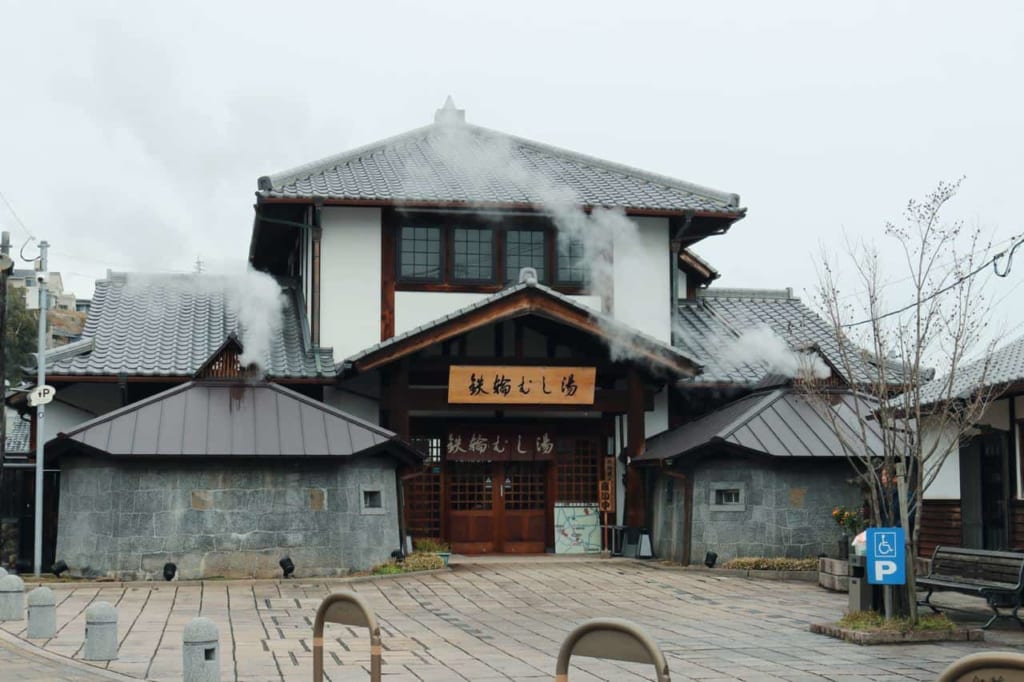 Mushiyu, the famous onsen on the hot spring city