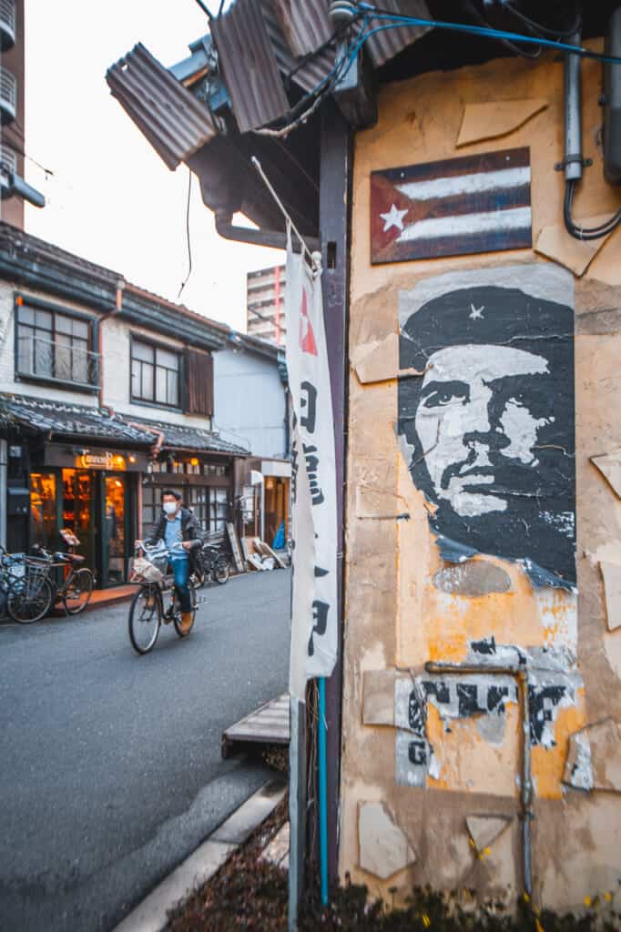 Che Guevara portrait in Nakazakicho