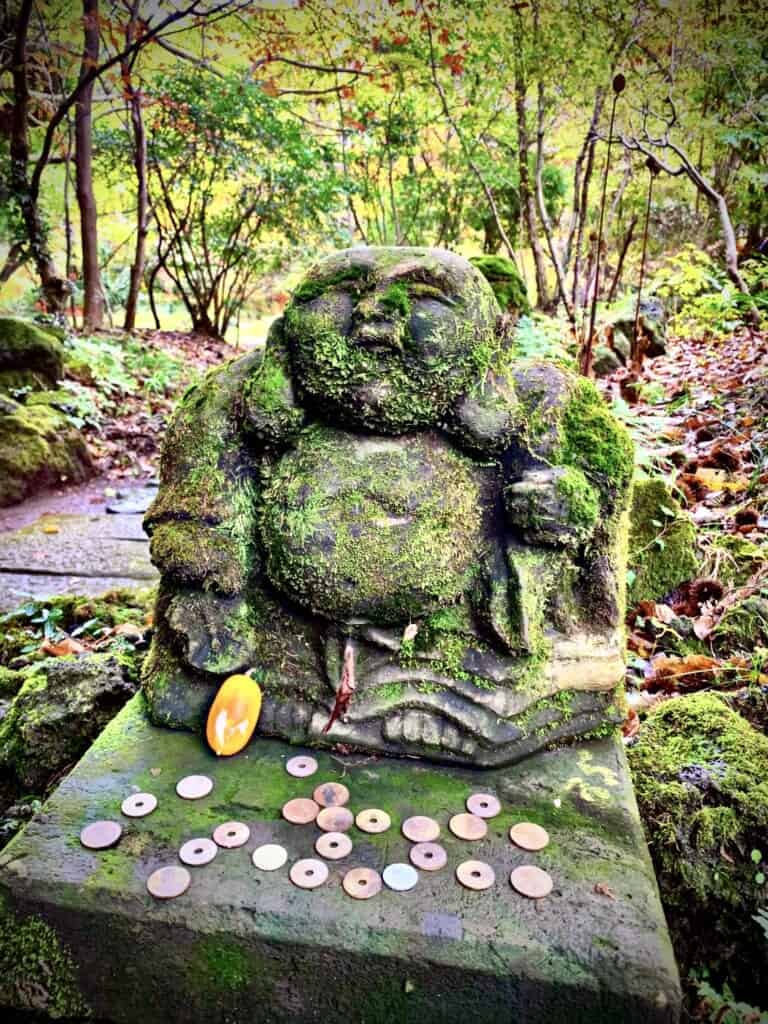 Aso Sennomori Japanese stone statue