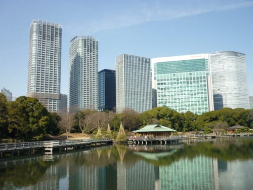 Hamarikyu garden in Tokyo, Japan.