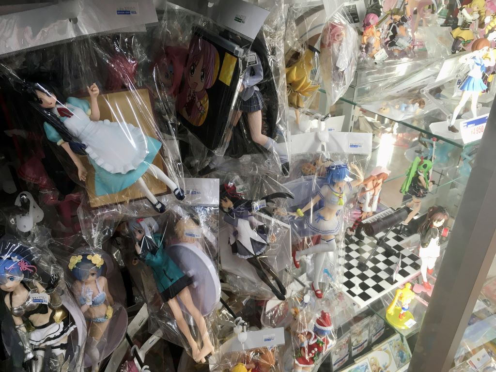 3 Ways to Save Money on Collecting Anime Figures in Japan