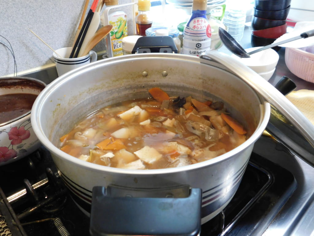 Ozoni, soup with mochi.