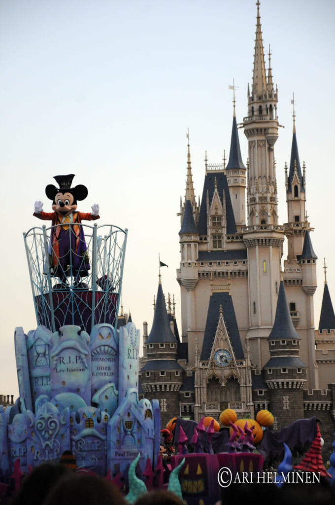 Mikey Mouse and the Disney castle in  Japan