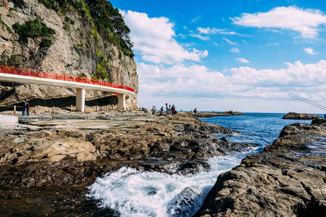 Enoshima Island: Must-See Spots to Visit for a Perfect Weekend Getaway