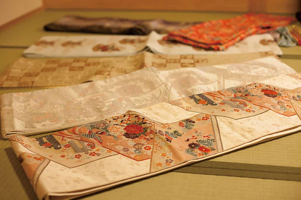 Pin on Repurposing Asian Textiles: Obi, Kimono, Silk Embroideries