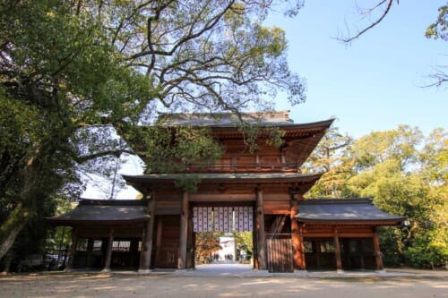 Oyamazumi shrine gate entrance